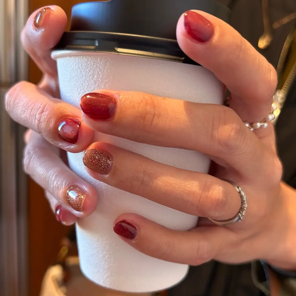ネイル フラッシュネイル マグネットネイル 冬ネイル クリスマス ハンドネイル nailsalon magentaのネイルデザイン