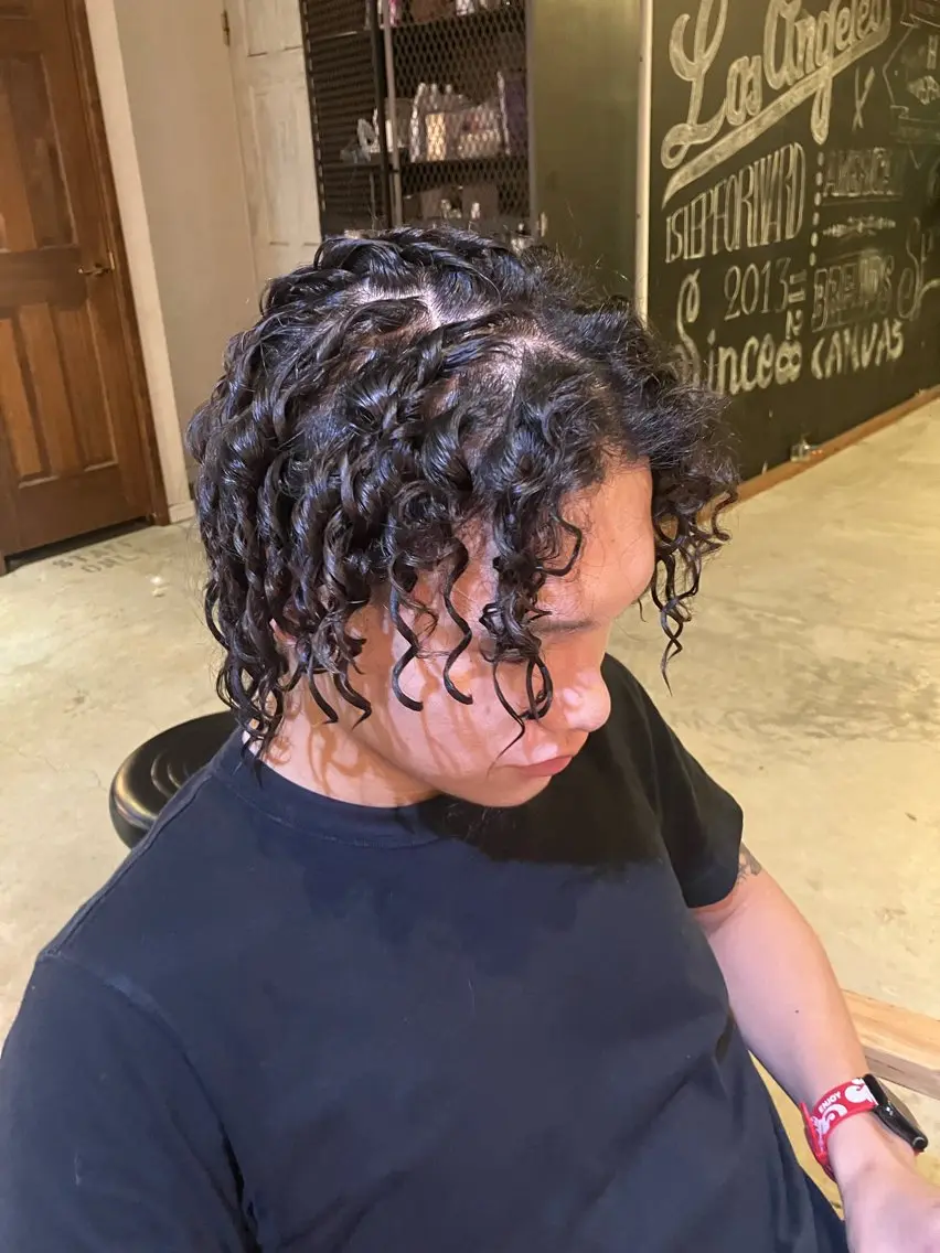 ロング パーマ メンズ カット パーマ Watarai Yuukiのヘアスタイル