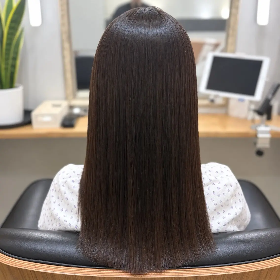 ロング カット 縮毛矯正 白鳥 正孝のヘアスタイル