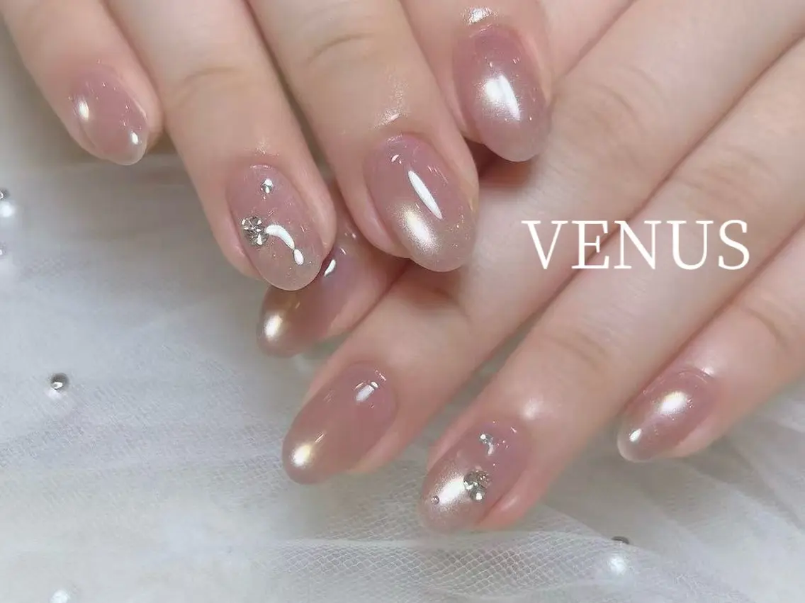 ミディアム VENUS Nail ★池袋徒歩2分のネイルデザイン