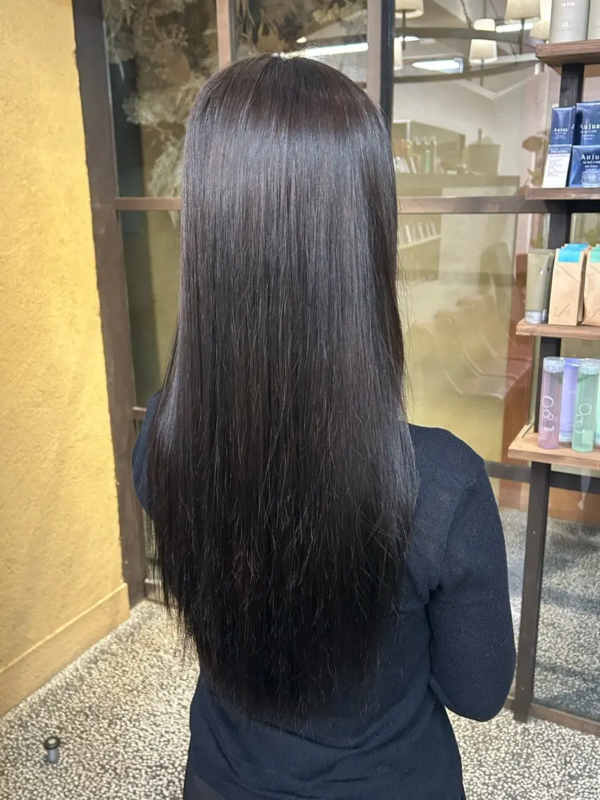 ロング カラー 髙橋 莉菜のヘアスタイル