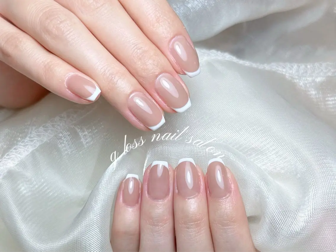 ネイル りこ🫧 gloss nailのネイルデザイン