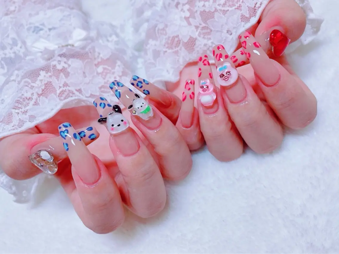 ネイル Makana Manaのネイルデザイン