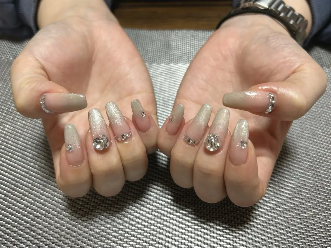 ネイル キラキラネイル マグネットネイル ワンホンネイル ハンドネイル i nailのネイルデザイン
