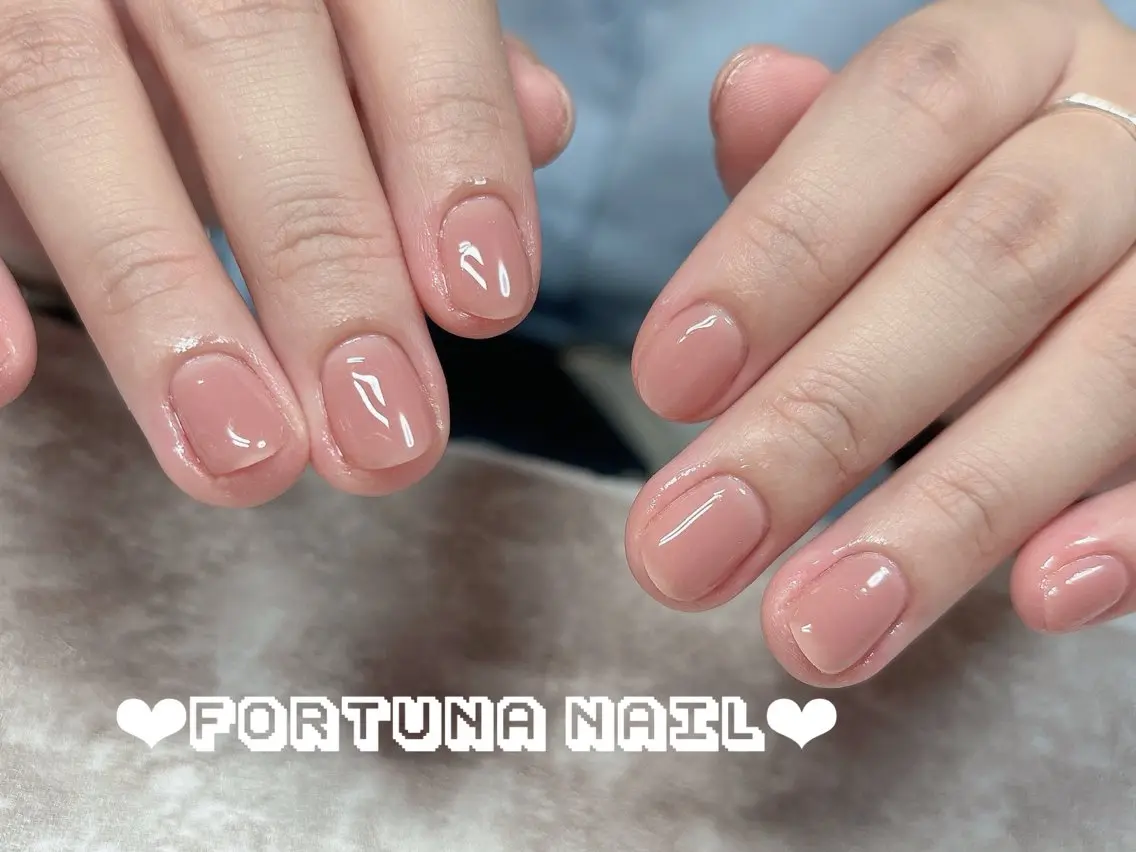 ネイル Nail •Head スパFortunaのネイルデザイン