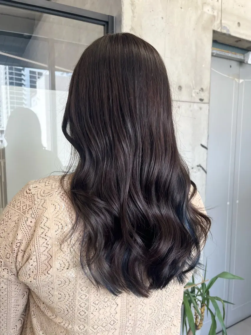 ロング カラー アッシュ ベージュカラー インナーカラー ネイビーカラー NUMBER 天王寺 🌼yuriのヘアスタイル