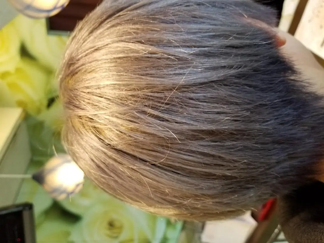 カラー グレージュ カット ヘアカラー 韓国風パーマ、白髪ぼ かし　マキノタカユキのヘアスタイル