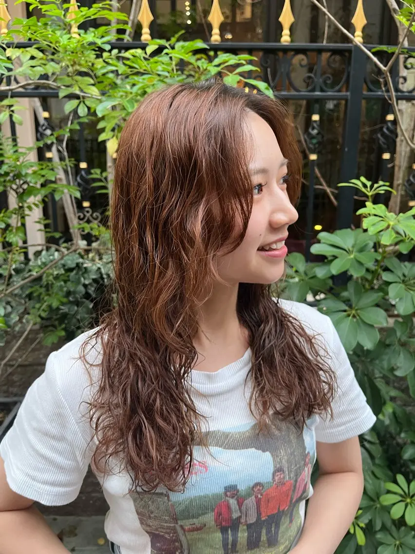 セミロング パーマ セミロングパーマ 外国人風カラー 草野 圭音のヘアスタイル