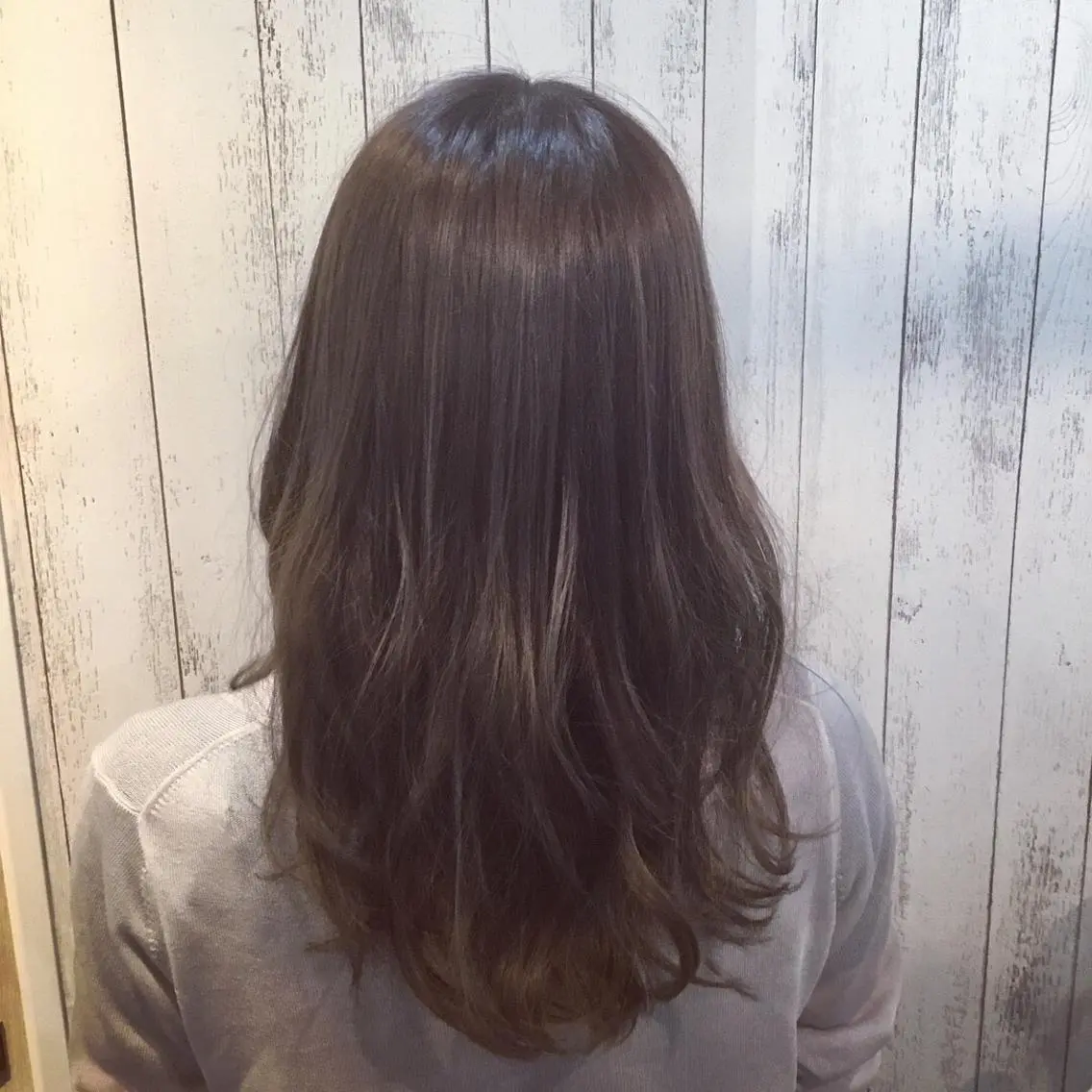 セミロング カラー パーマ embrace エンブレイスのヘアスタイル