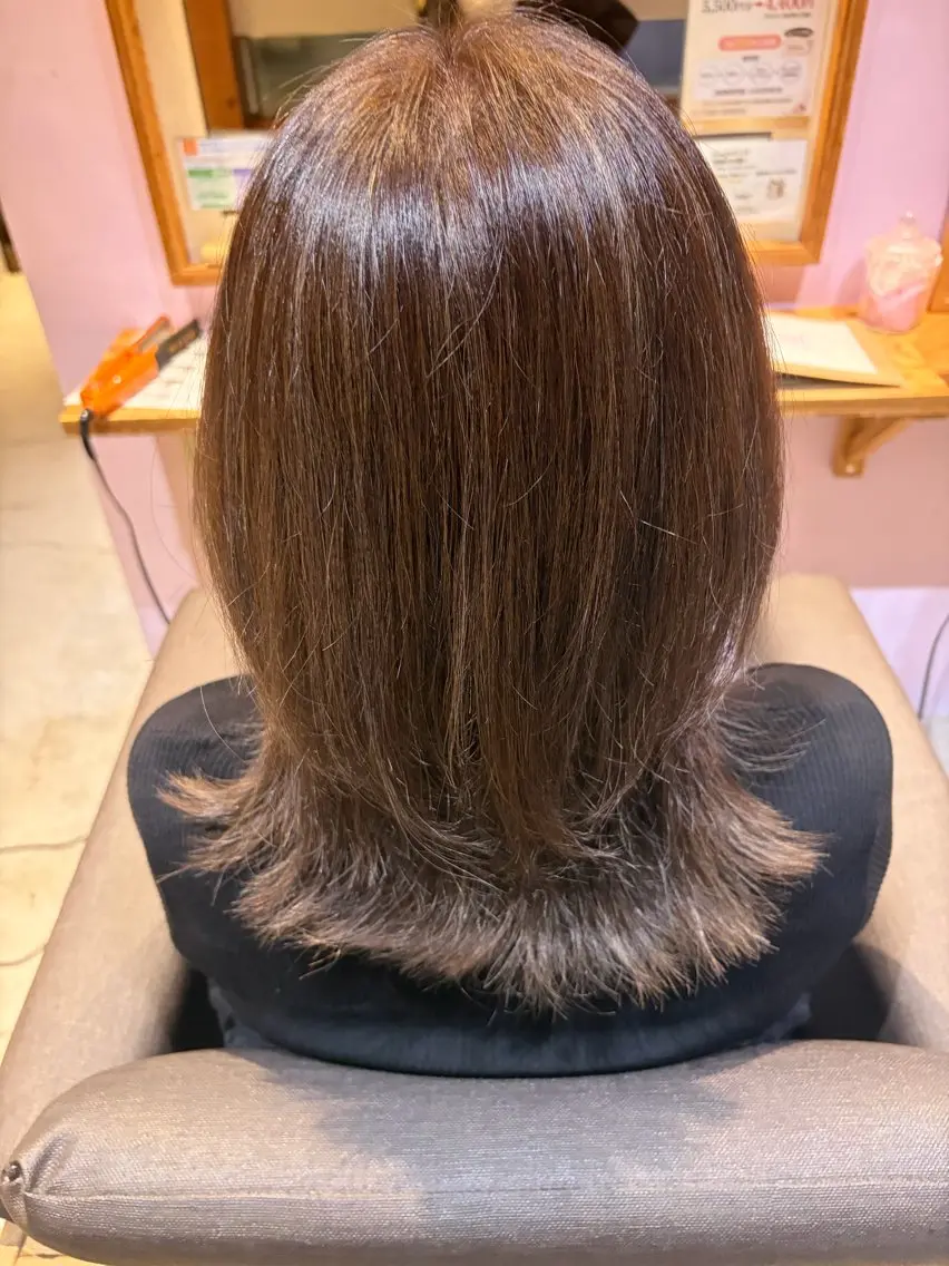 ミディアム 外ハネヘア 塚本 結稀のヘアスタイル