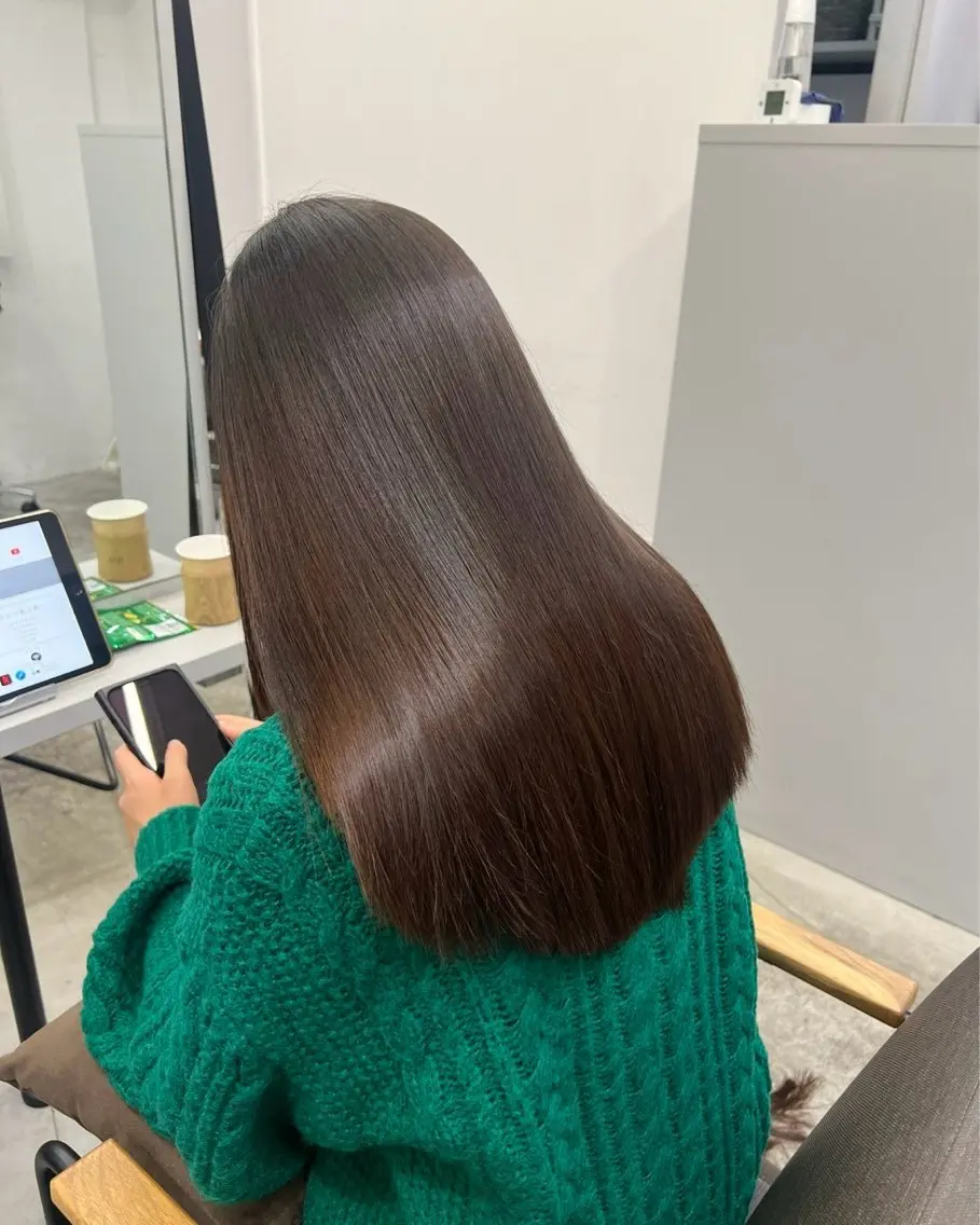 ロング パーマ 髪質改善 レイヤーカット 縮毛矯正 トリートメント 酸性ストレート 縮毛矯正 🍒モテ暖色カラー × うる艶✧ ゆなのヘアスタイル