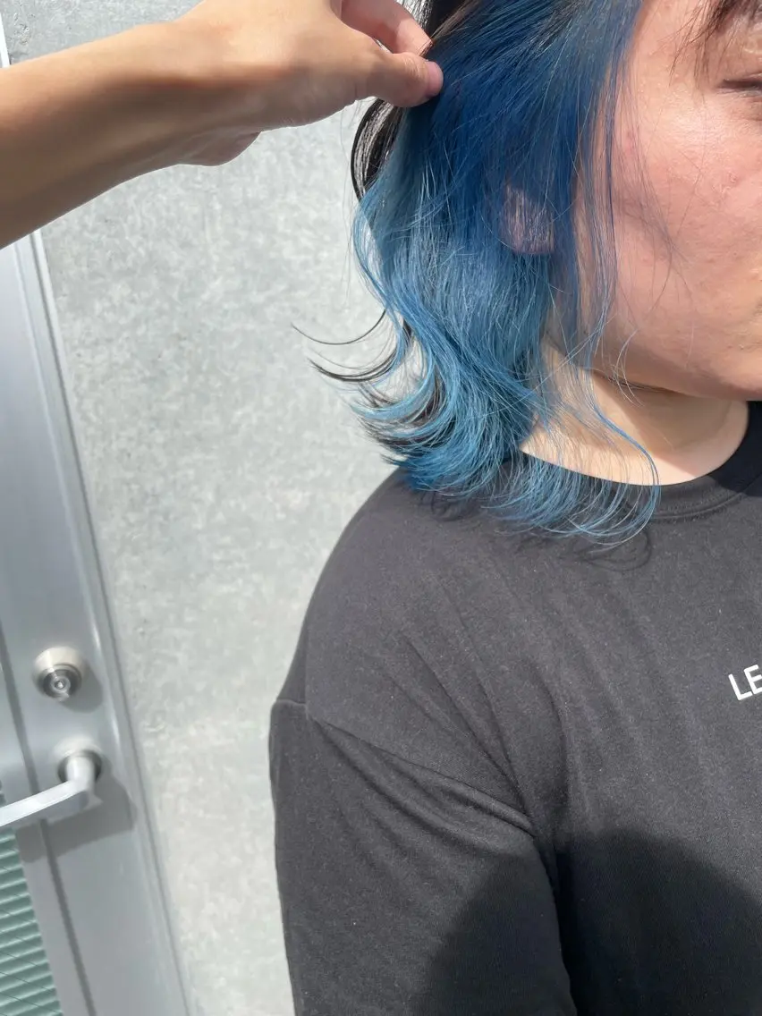 ロング カラー インナーカラー 推し ブリーチ  髪質改善のヘアスタイル