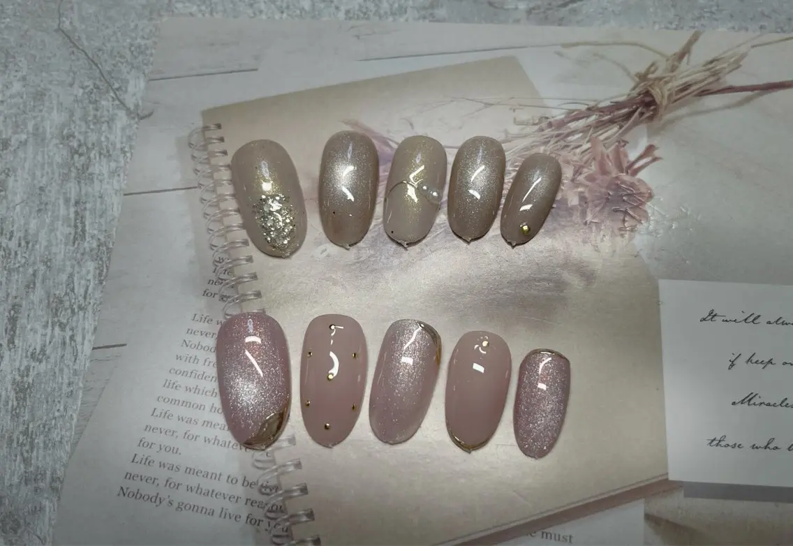 ネイル マグネットネイル ハンドネイル Azel nail 伊野麗のネイルデザイン
