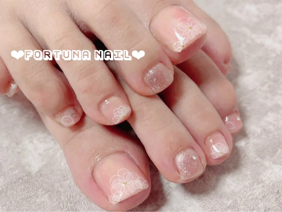 ネイル Nail •Head スパFortunaのネイルデザイン