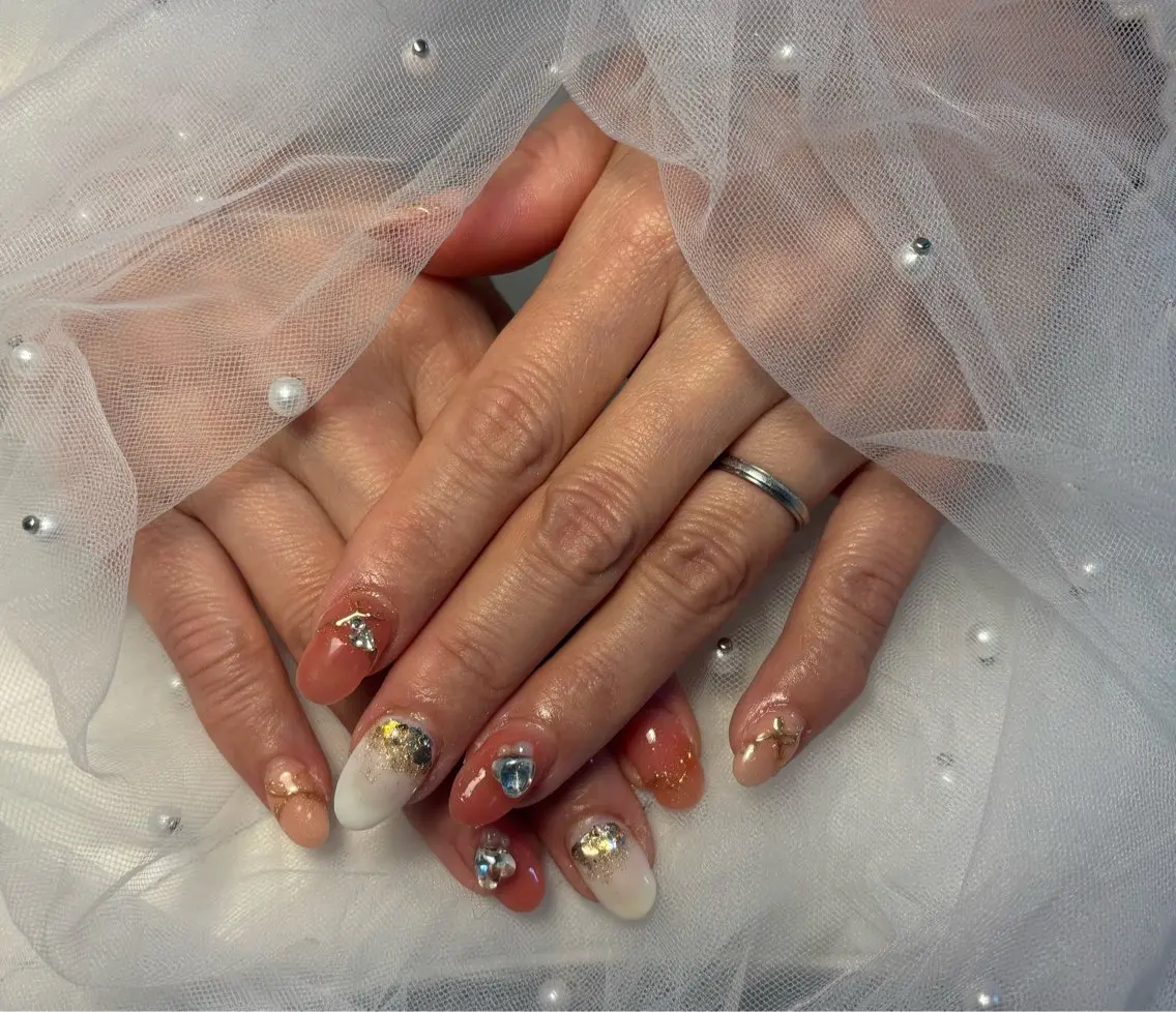 ネイル フラッシュネイル フットネイル フレンチネイル ジェルネイル ガラスフレンチ Nail salon Natulalのネイルデザイン