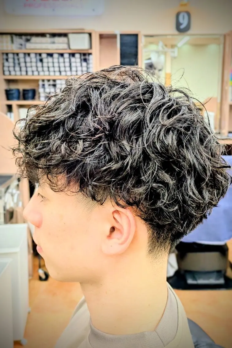 ショート ツイストパーマ 理容プラージュ燕三条 福井のヘアスタイル