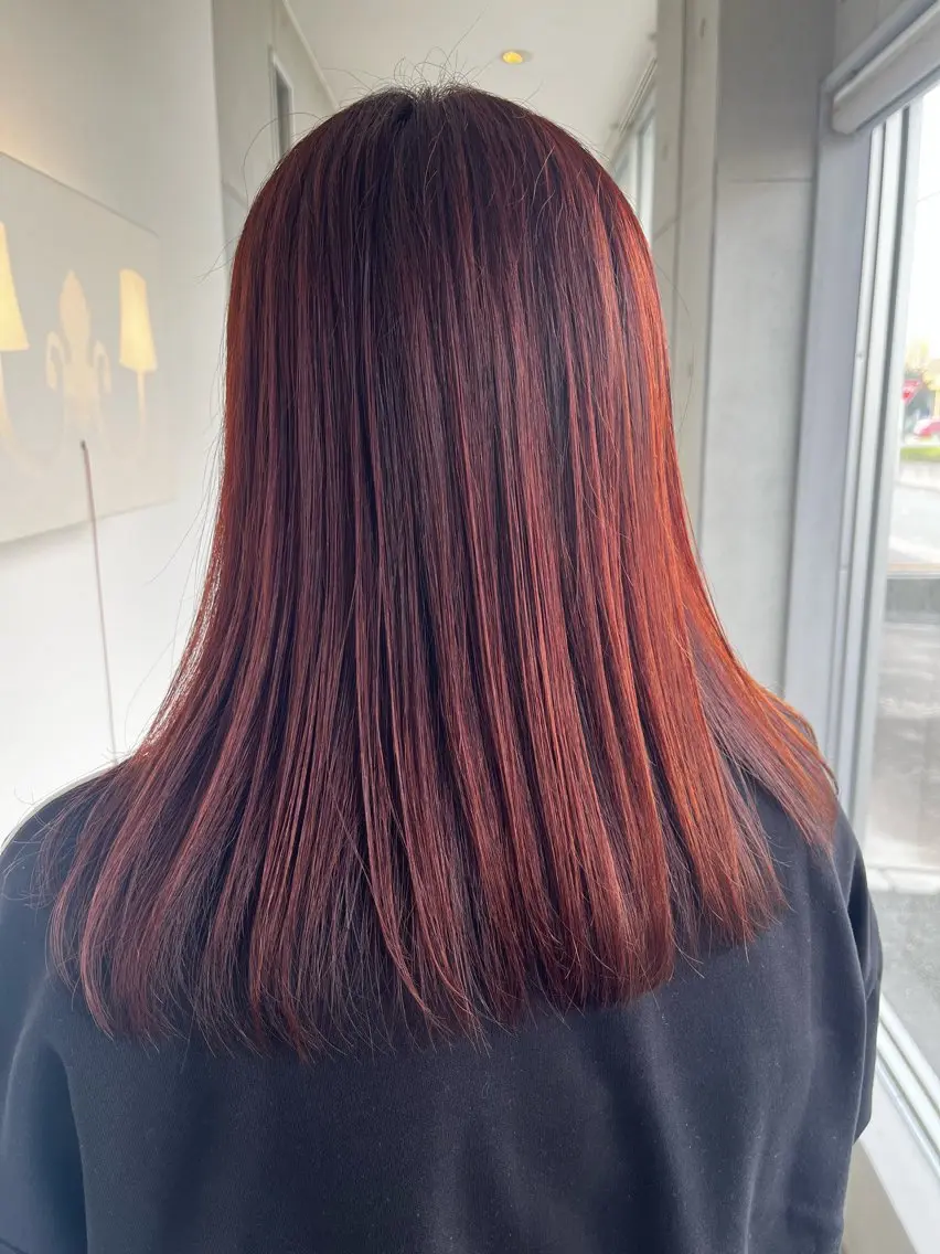 ミディアム ピンクブラウン おせ ちさとのヘアスタイル
