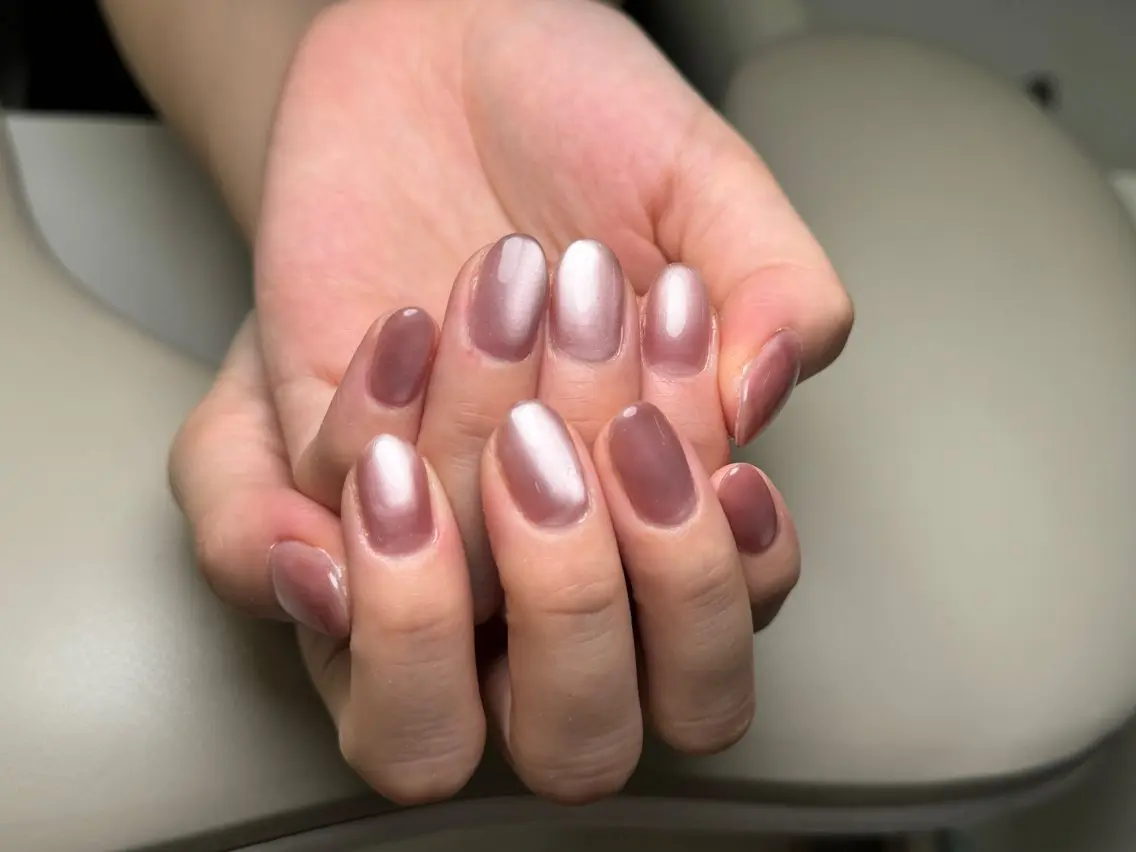 ネイル オーロラネイル チークネイル 長さ出し フットネイル フレンチネイル ハンドネイル ハンドケア Nail&Eyela sh Nanaのネイルデザイン