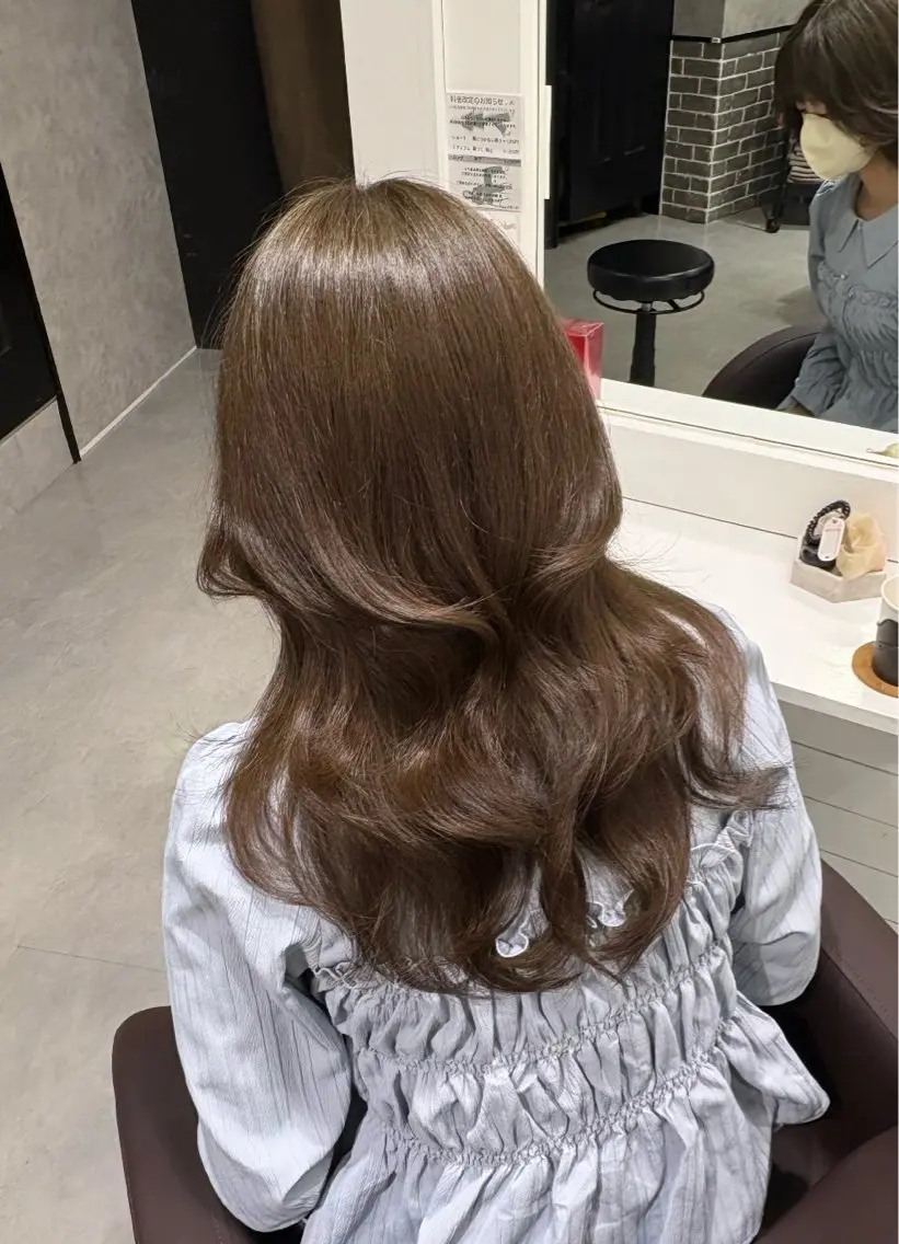ミディアム レイヤーカット カット ヘアカラー トリートメント あい❤︎ /髪質改善/韓国巻きのヘアスタイル