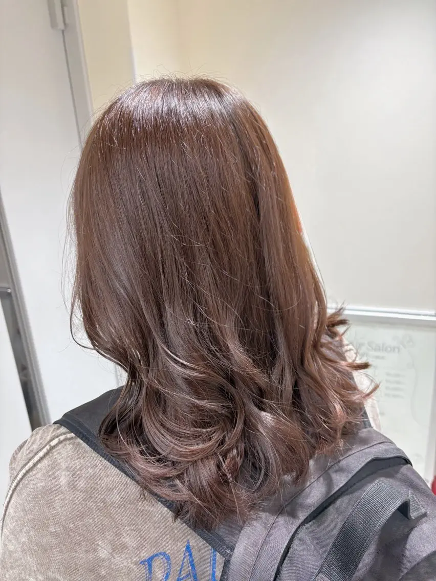 カット+ナチュラルカラー🧸+Aujua 3stepトリートメント🍀の写真