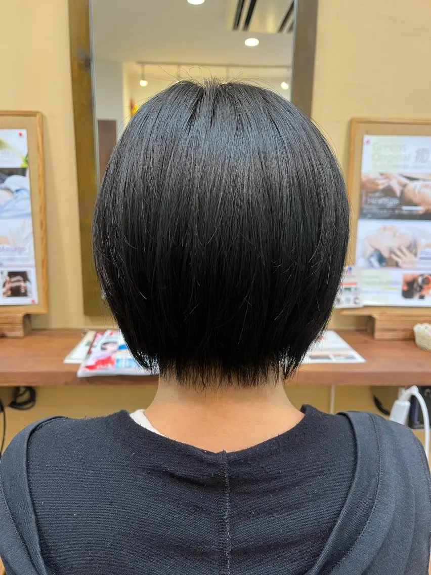 ショート Greens Yokoのヘアスタイル