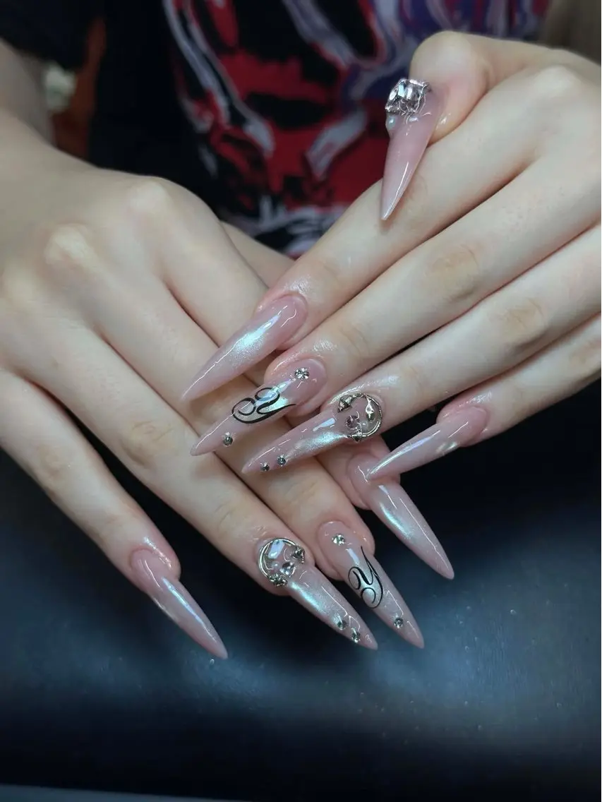 ネイル アートネイル フレンチネイル ジェルネイル 韓国ネイル マグネットネイル HAPPI NAIL 大国町のネイルデザイン