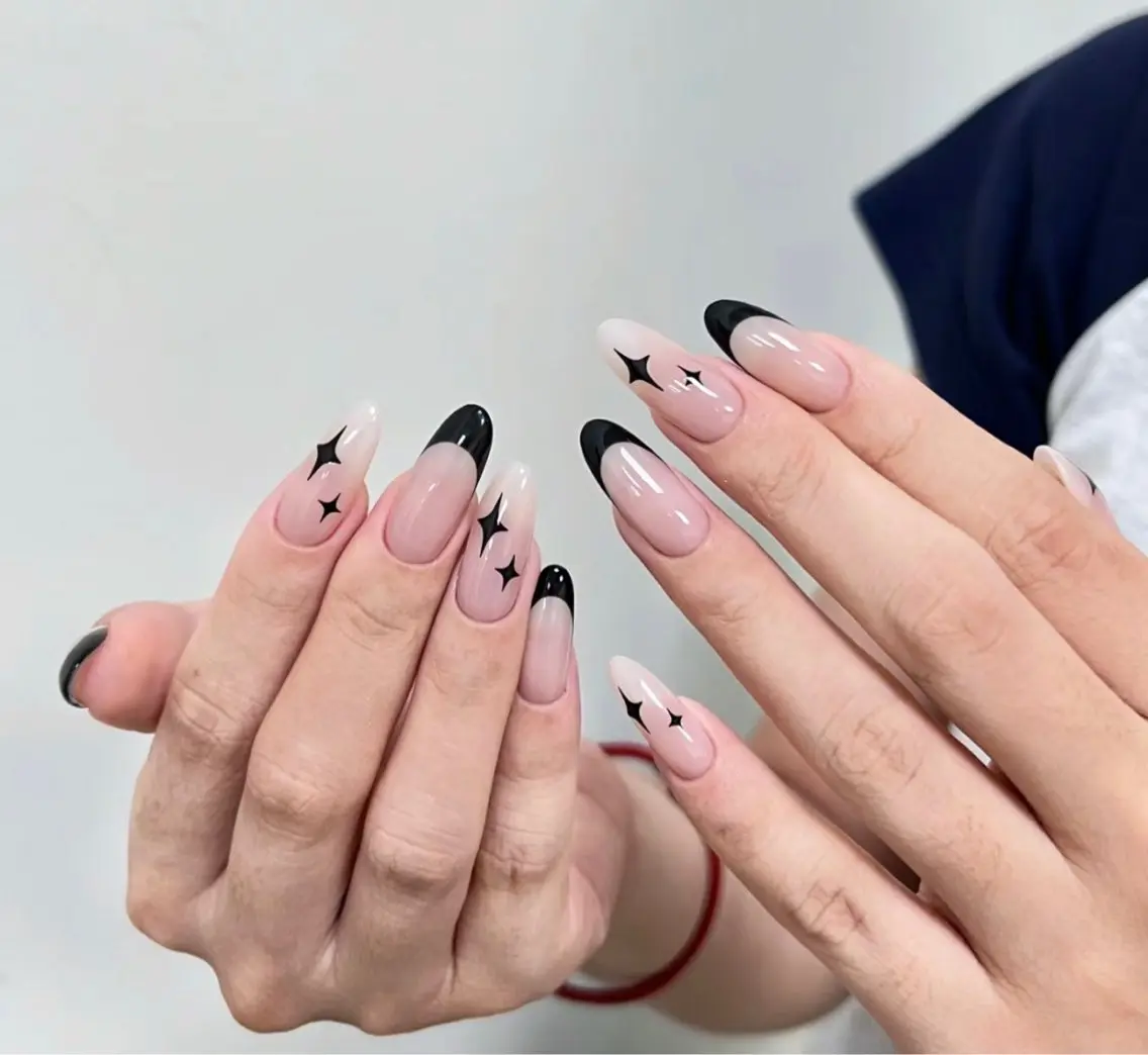 ネイル ハンドネイル ハンドケア 🍑 momo_nailのネイルデザイン