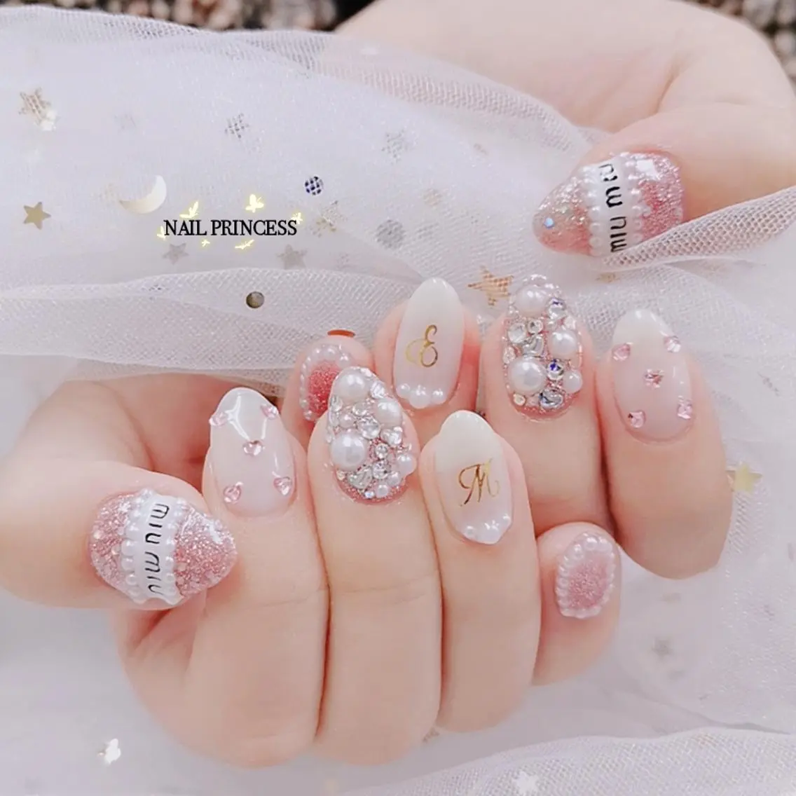 ネイル オーロラネイル ジェルネイル マグネットネイル シンプルネイル ブライダルネイル princess スカルプ専門店のネイルデザイン