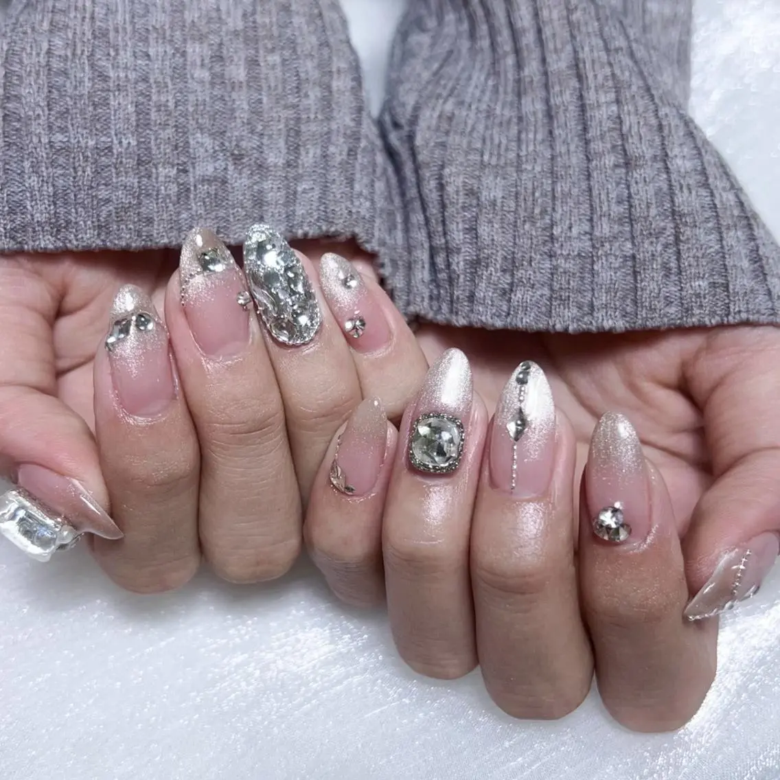 メンズ ネイル メンズ韓国風 アートネイル オーロラネイル ガーリー キラキラネイル ハンドネイル NAILサロン 木にいるのネイルデザイン