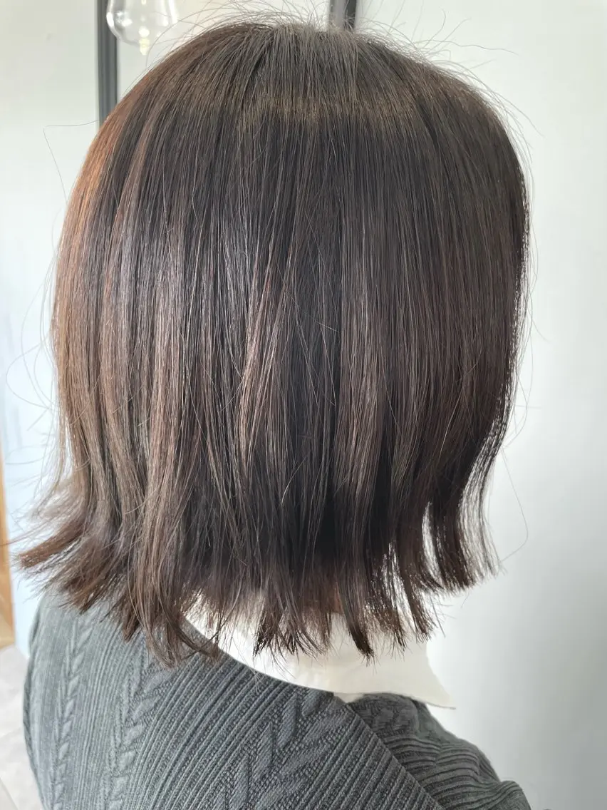 ミディアム 大橋 綾子のヘアスタイル