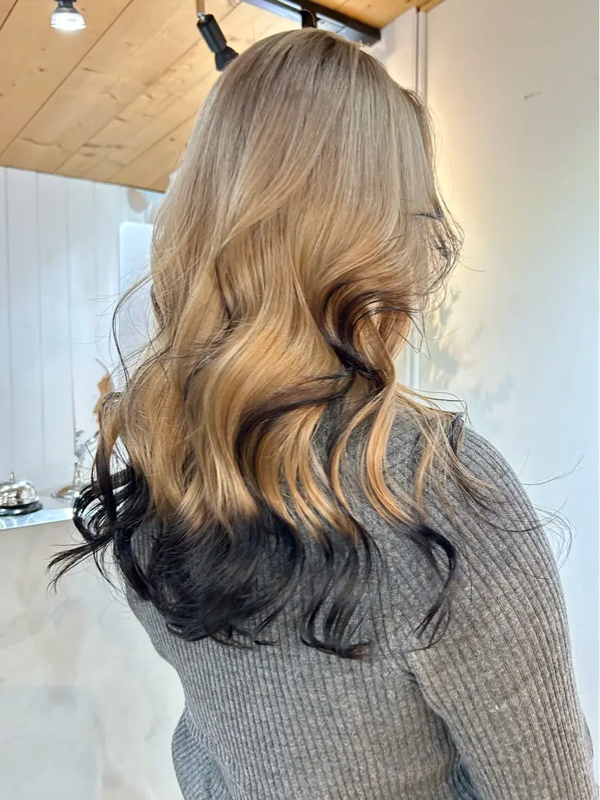 ロング カラー ヘアアレンジ ベージュカラー ミルクティーベージュ カット ヘアカラー トリートメント 🧸艶々韓国ヘア 🧁mizunaのヘアスタイル