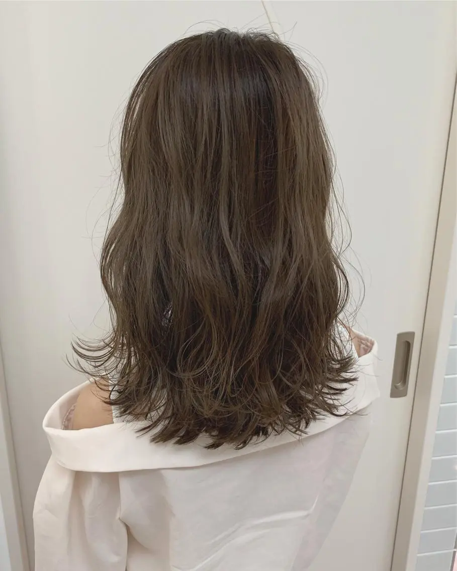 【派手過ぎず自然な立体感⭐️初回ミニモ学割】ナチュラルハイライト+トリートメント［ハイライト/ブリーチ/天神/韓国］の写真