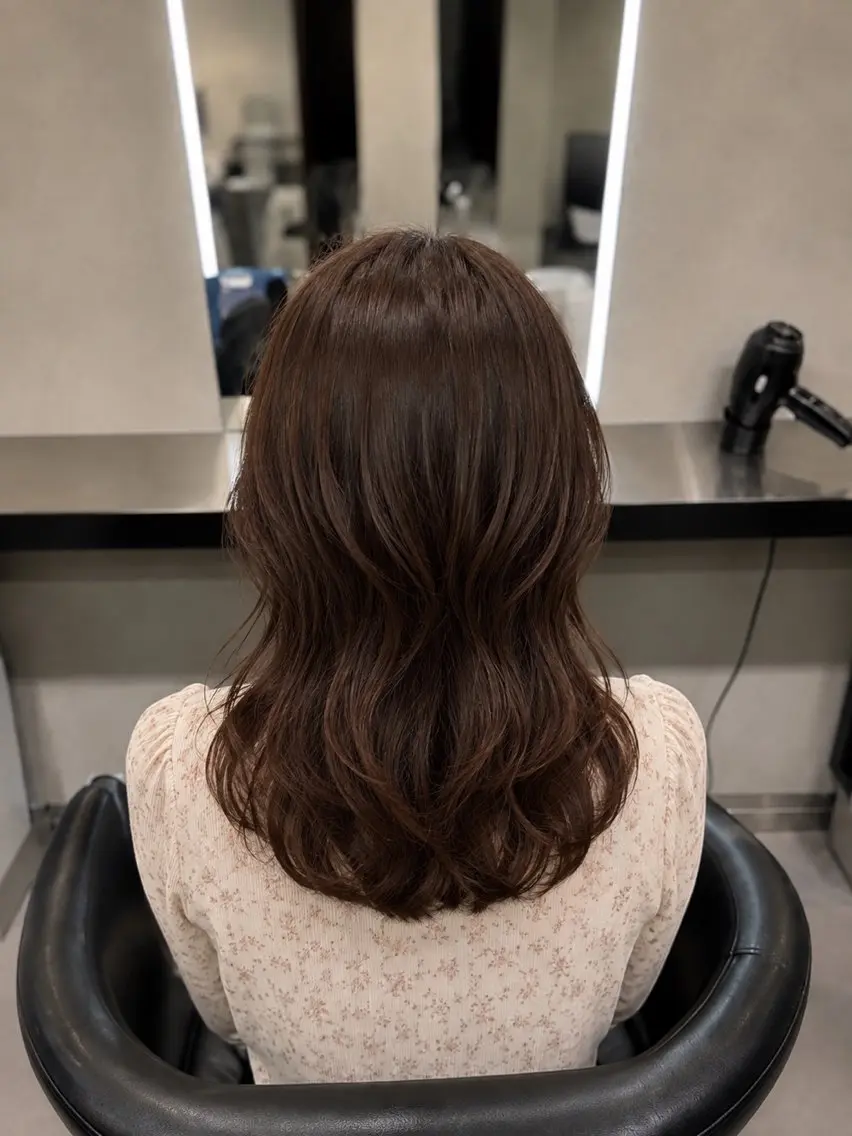 ミディアム カラー ブラウンカラー トリートメント 🌈ウルトワ水素 髪質改善naru🌈のヘアスタイル