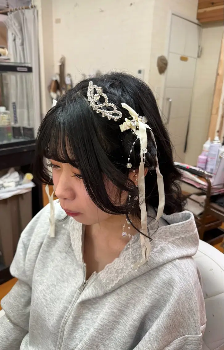 セミロング ヘアセット 川本 葵のヘアスタイル