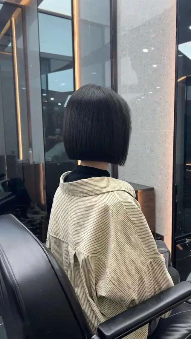 ショート カラー 村上|髪質改善 プロデュースのヘアスタイル