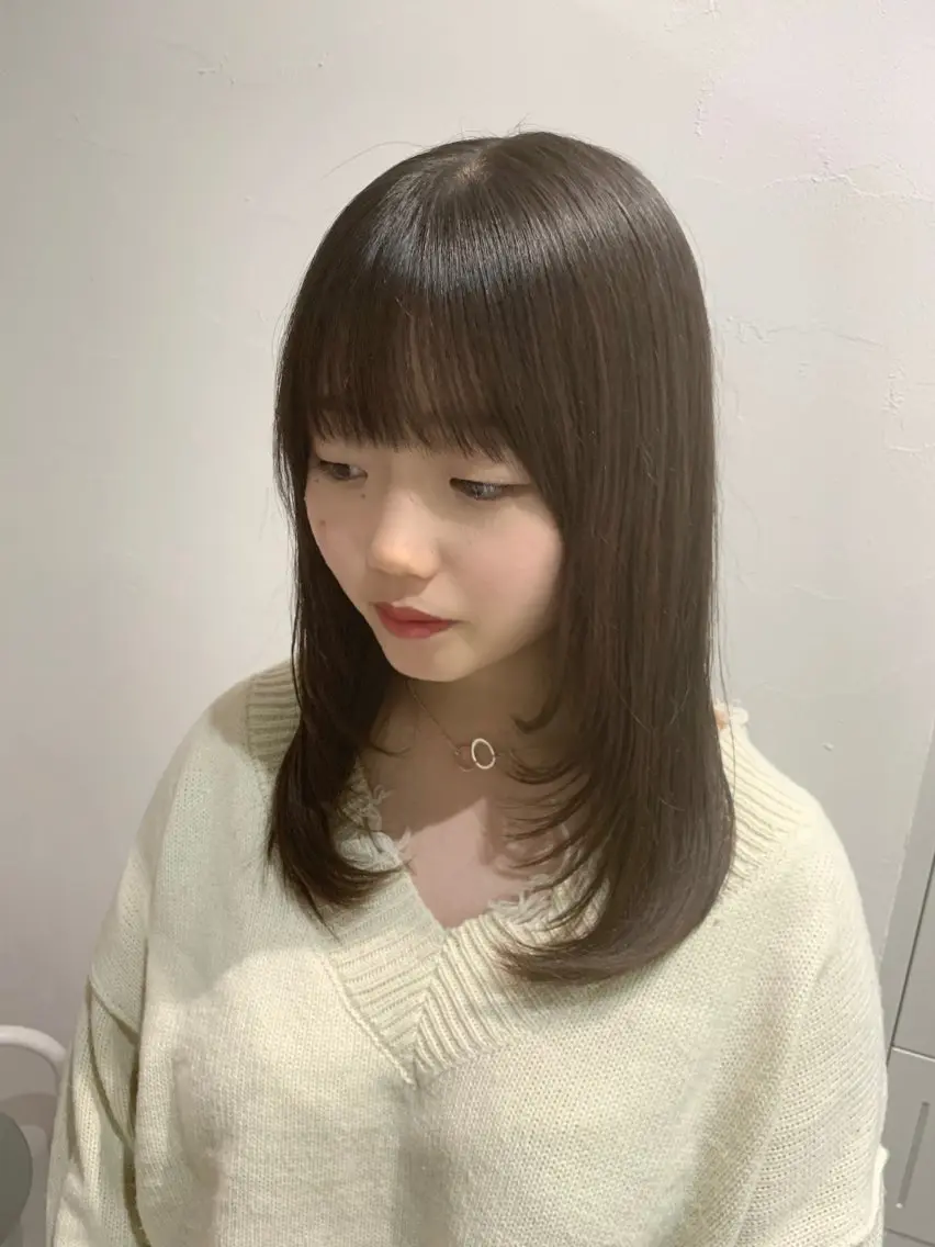 セミロング ヘアカラー LITTLE _KATOのヘアスタイル