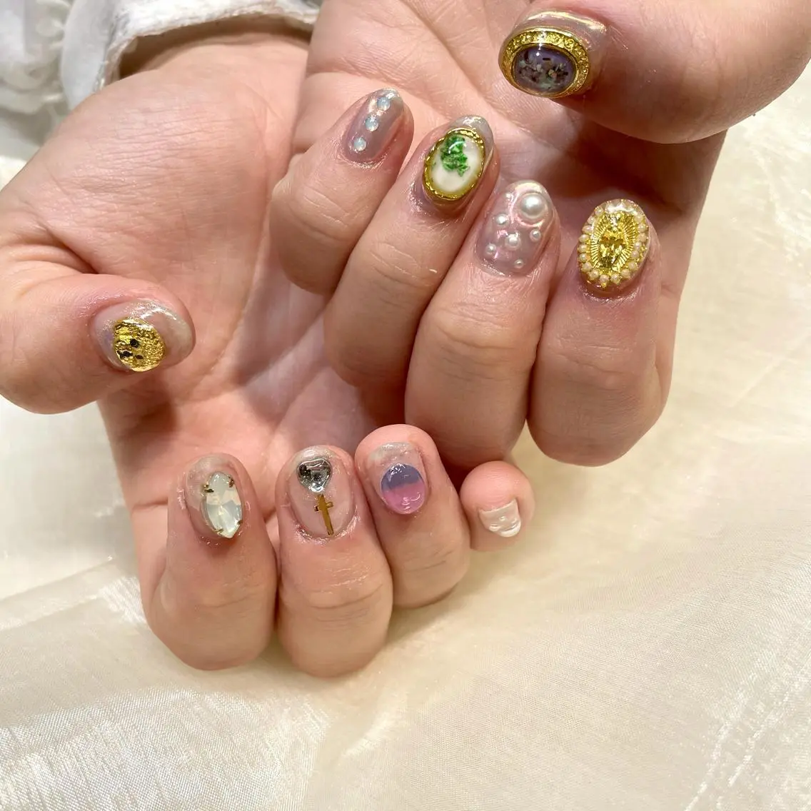 ネイル ハンドネイル 新井 ひなののネイルデザイン