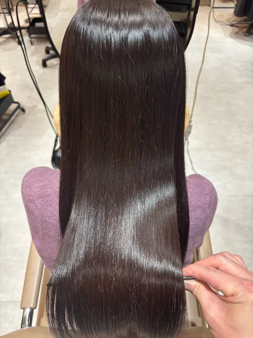 ロング カラー ブリーチ 透明感カラー ブリーチなしカラー 髪質改善 ヘアカラー トリートメント 京都駅/透明感カラー /髪質改善/岩崎拓郎のヘアスタイル