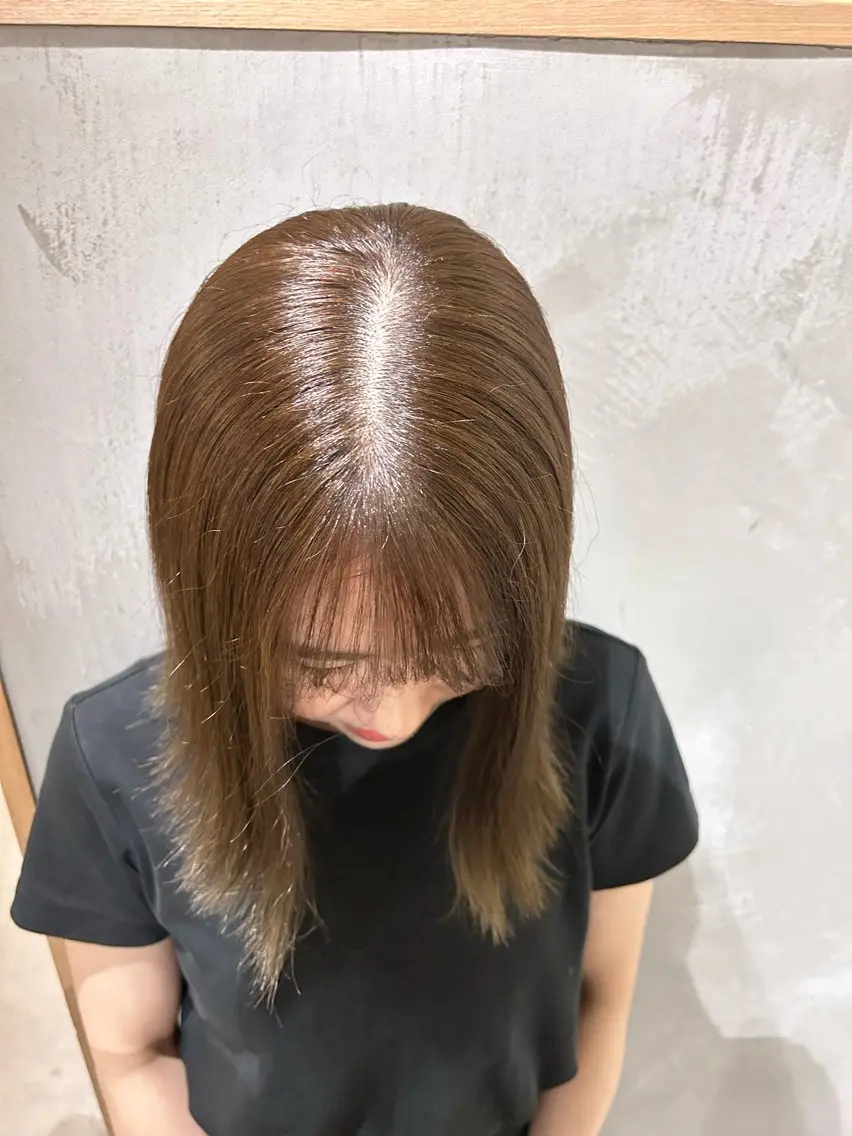 ミディアム 瀬川 夏緒のヘアスタイル