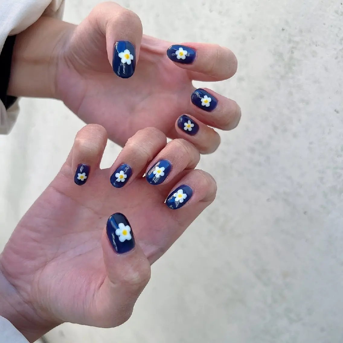 ネイル フラワーネイル 持ち込み ネイビー nail .のネイルデザイン