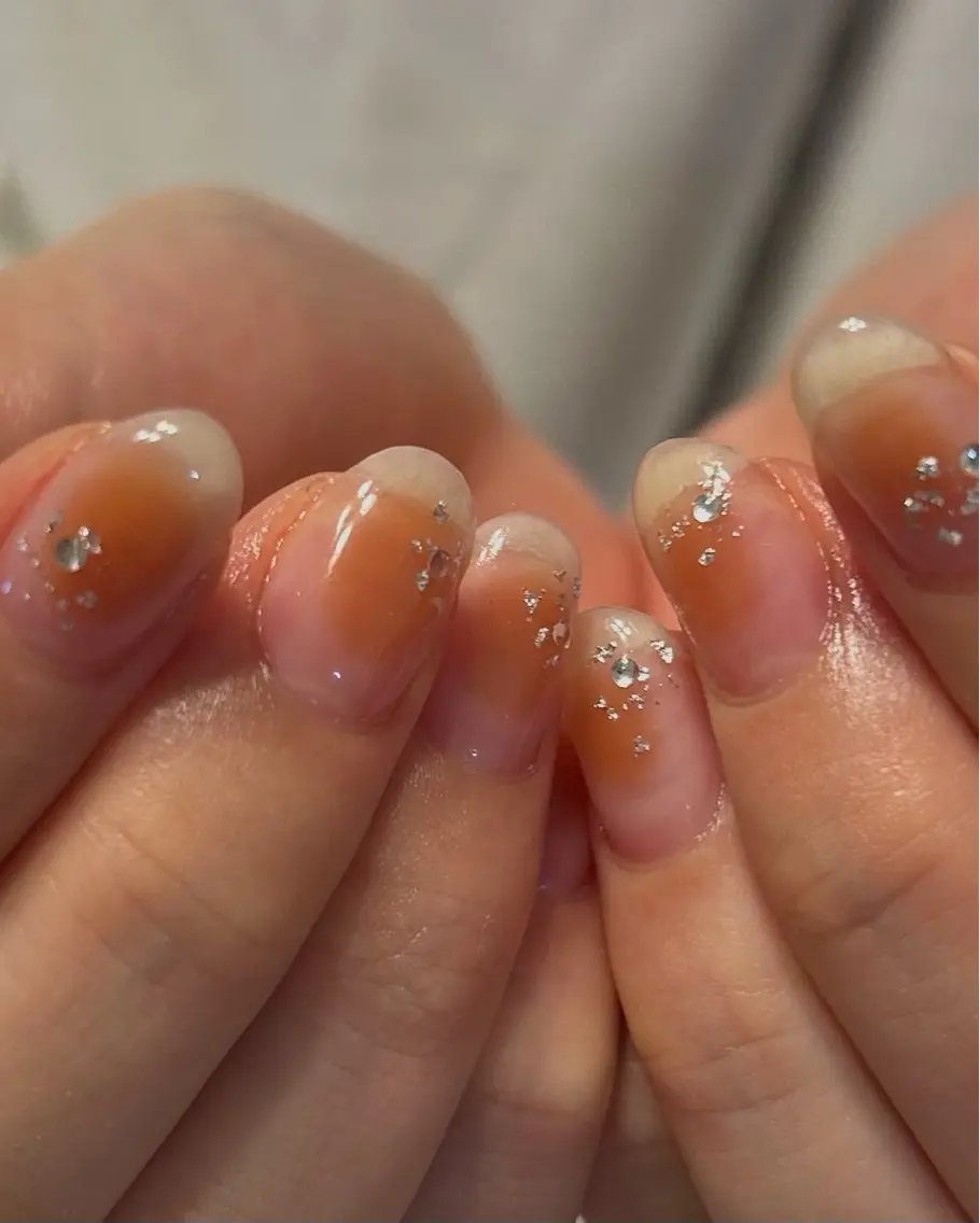 ネイル チークネイル ニュアンスネイル プライベートサロン etelüのネイルデザイン