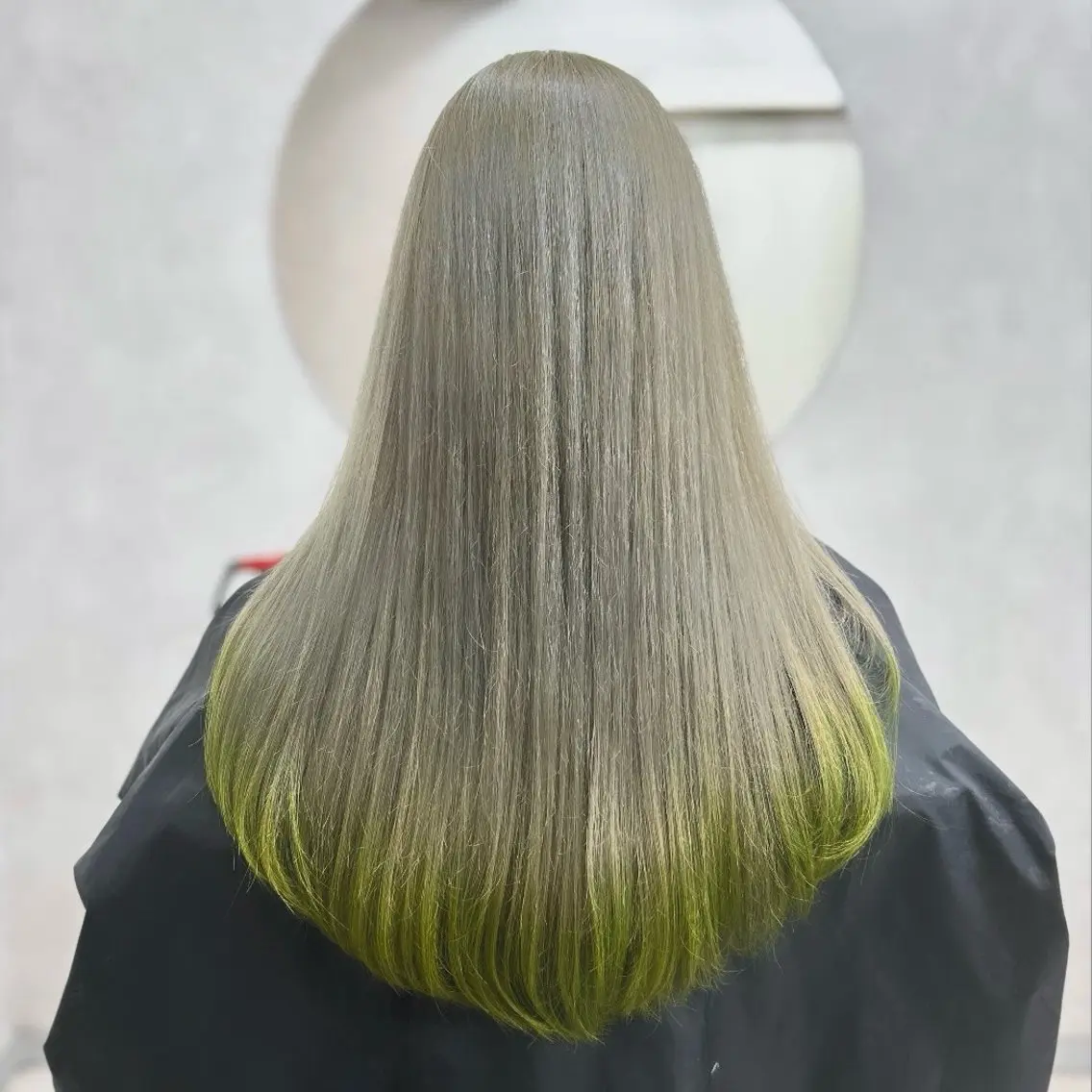 ロング カラー ヘアカラー トリートメント 澤木 愛美のヘアスタイル