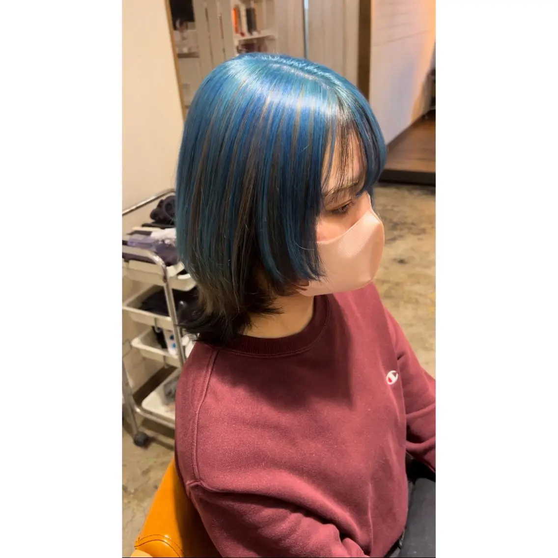 ミディアム カラー メンズ メンズブリーチ メンズウルフカット ブリーチ ブルーカラー ウルフカット ヘアカラー 札幌韓国メンズ 🇰🇷YUITOのヘアスタイル