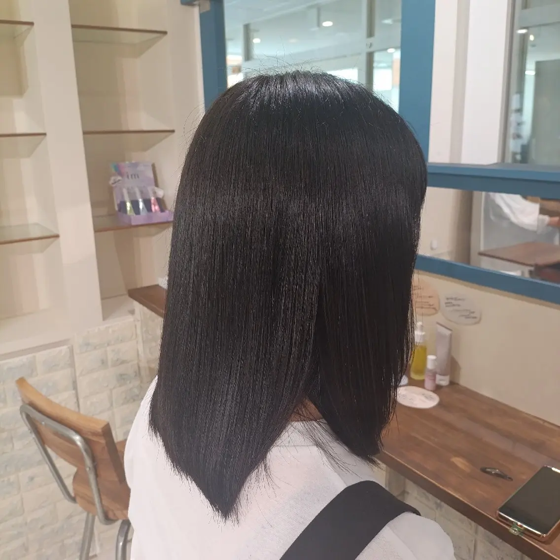 セミロング ヘアカラー きっか海老名 カラーモデル募集中!のヘアスタイル
