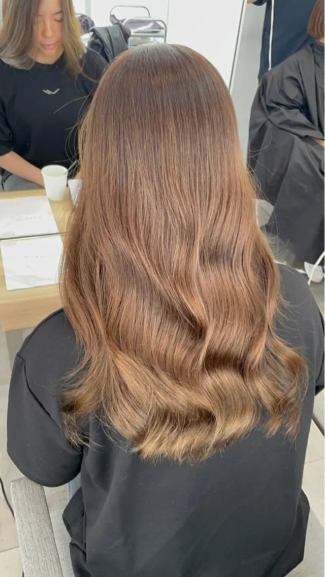 ロング カラー 髪質改善 ✨髪質改善✨美髪 矯正🫧小泉のヘアスタイル