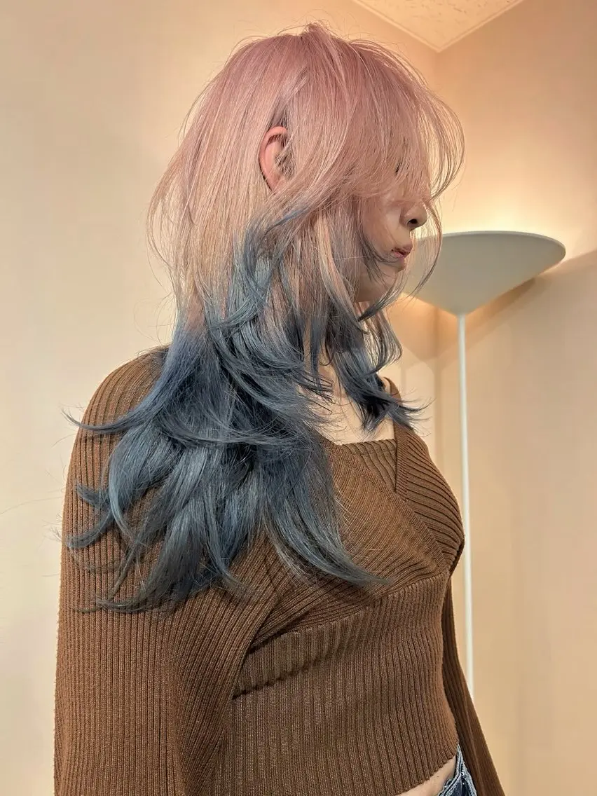 ロング ⛓️沼らせ艶カラー アズサ⛓️のヘアスタイル