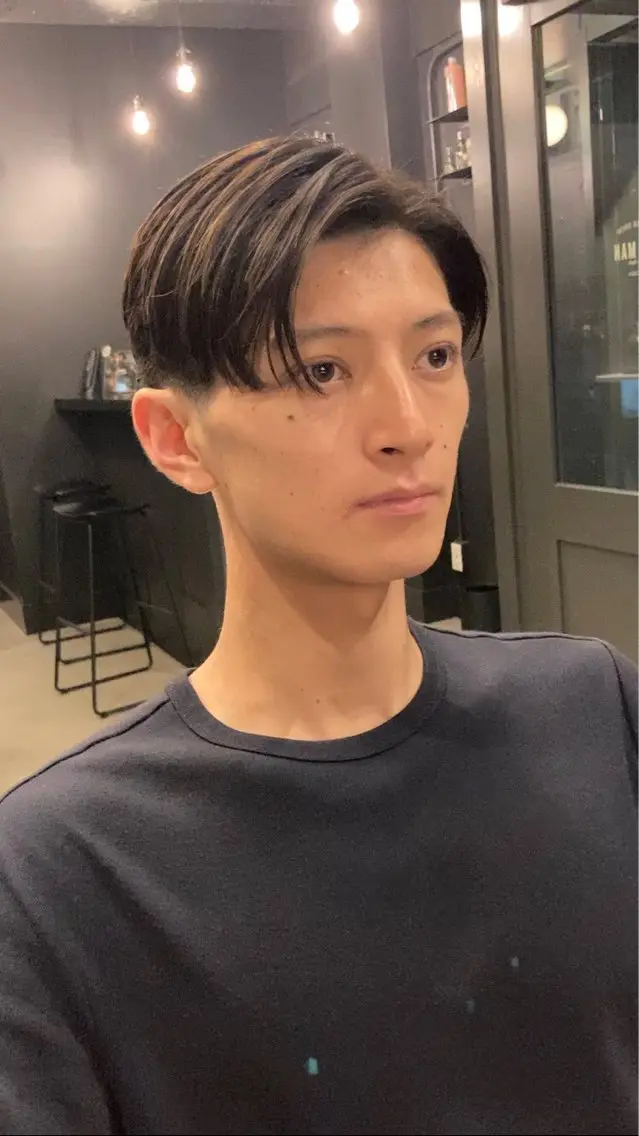 メンズ 岡 魁のヘアスタイル