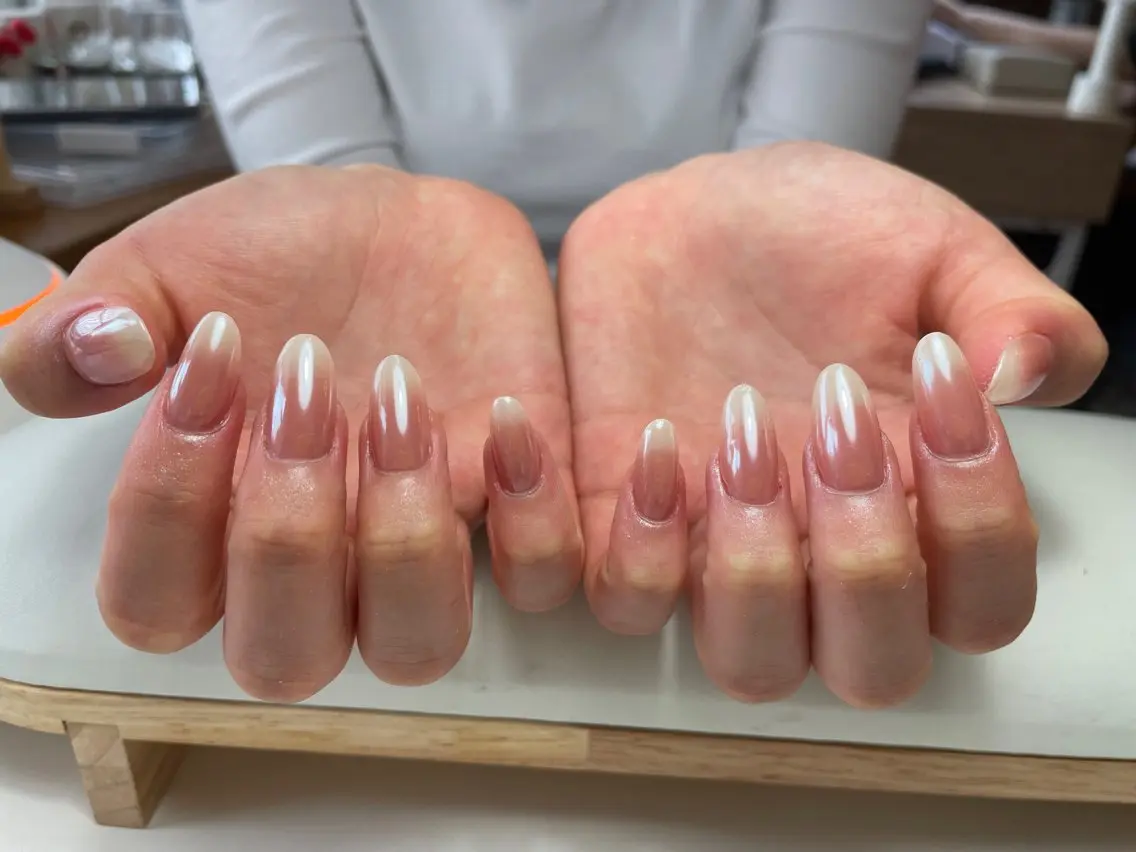 ネイル ハンドネイル ハンドケア 楊 蓉のネイルデザイン
