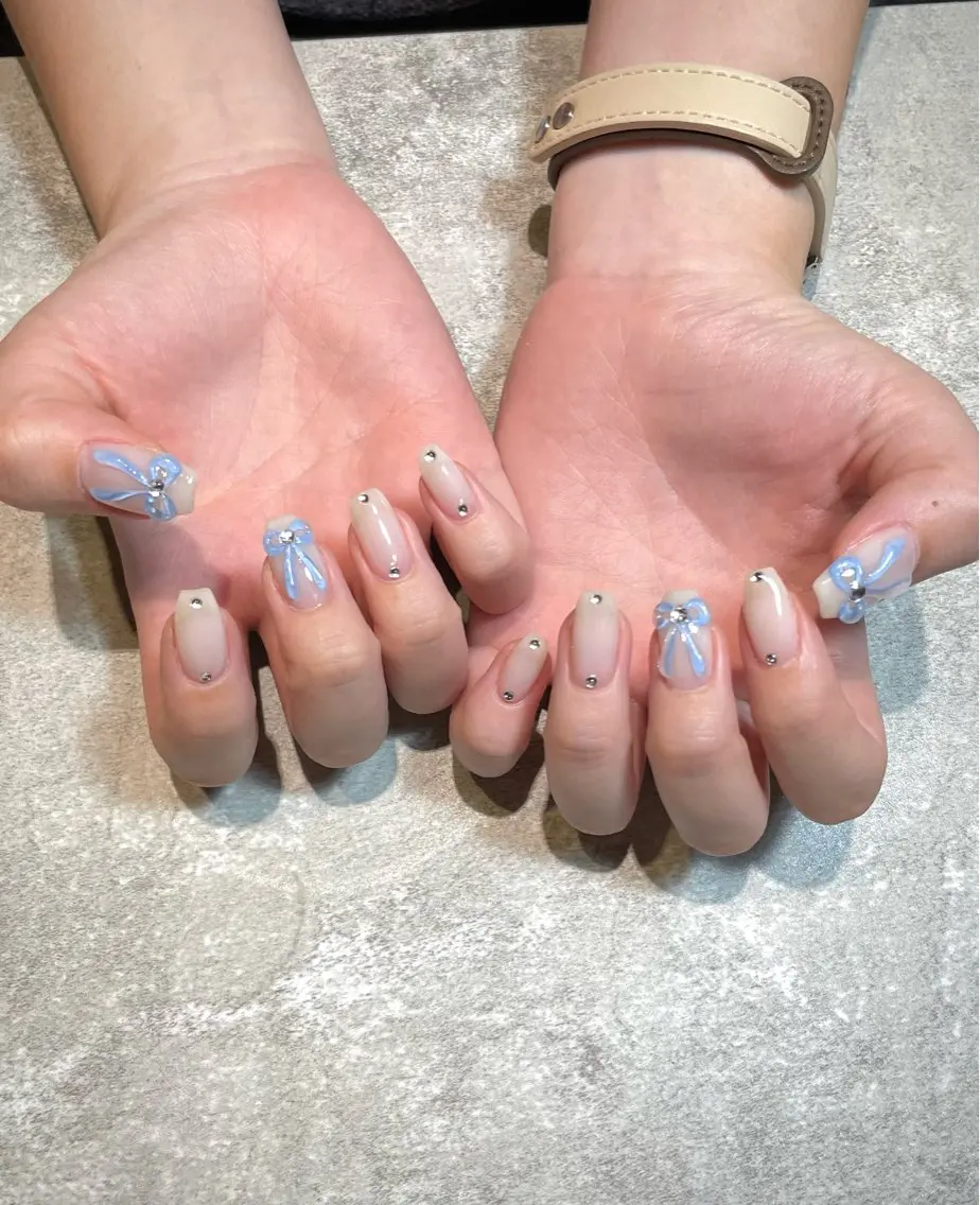 【オフ込み】2時間のデザインコース✨持ち込みデザイン4本💅他ワンカラー　マグネットネイル選択可🙆‍♀️の写真