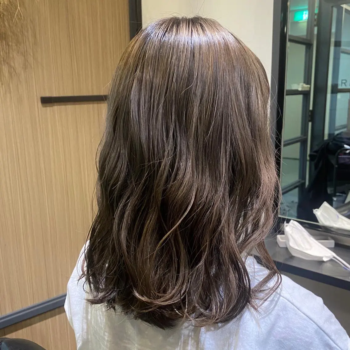 ロング マンツーマン女性 美容師 奏のヘアスタイル
